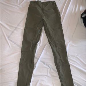 Til You Collapse scrunch legging